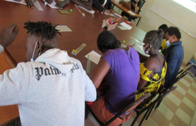 Atelier de formation de jeunes migrants en Guinée.  | © Terre des hommes