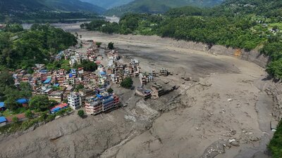 Settlement in Nepal, near trisuli bazar, huge flood Northern Nepal, Emergency Response Helvetas | © CSRC, local partner of PIN (A2015)