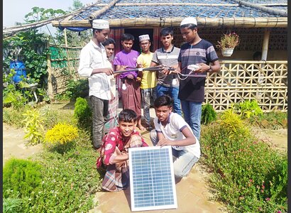 Gruppe Jugendlicher im Camp | © Imrul Hasan / Helvetas Bangladesh